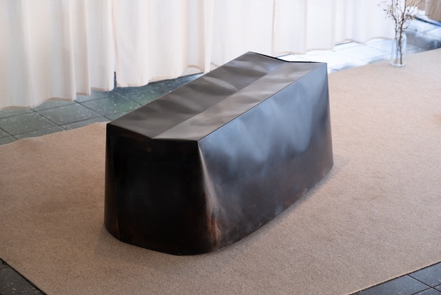 Bild:  Folded Sheets/ Bench