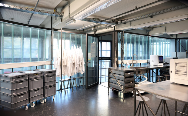 Bild:  Bio Design Lab at the HfG Karlsruhe