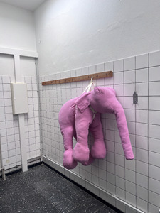 Bild:  Pink Elephant - Prozess