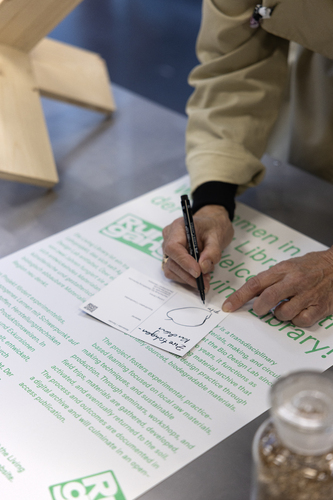 Bild:  Physical Living Library Kamuna