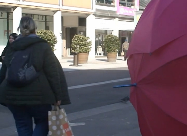 Bild:   video still 1/5