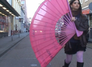 Bild:  video still 2/5