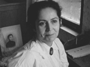 Picture: (Filmstill) Das Wasser ist silberhell und durchsichtig und möchte unberührt sein