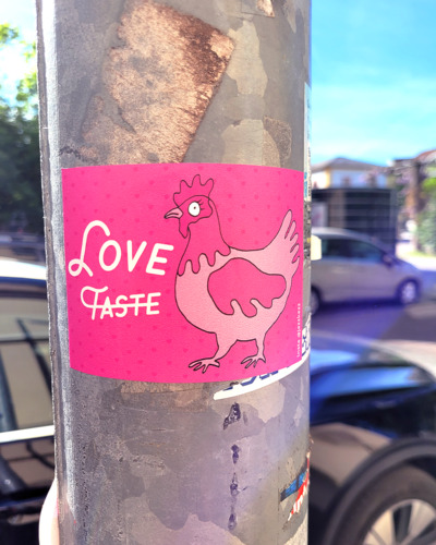 Bild:  Love over Taste Sticker – Chicken
