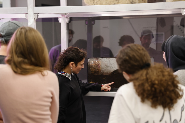 Bild:  Physical Living Library Composter