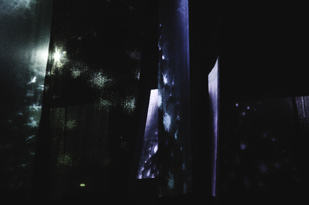 Bild:  Manchmal ist Schmerz ganz leise Installation1